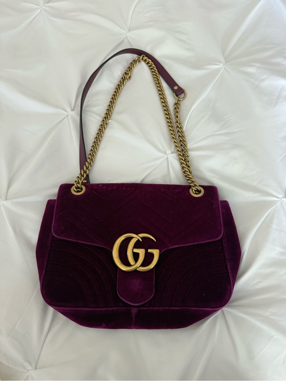 Gucci Velvet Shoulder Bag in Plum with Gold Hardware